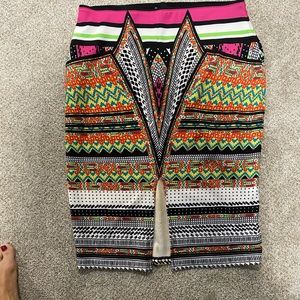 Bisou Bisou Pull on multicolored knit skirt